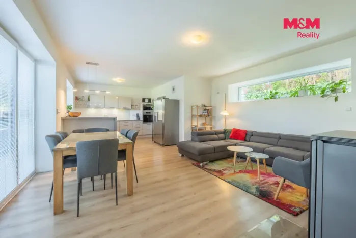 Prodej rodinného domu, Praha - Suchdol, K Roztokům, 160 m2