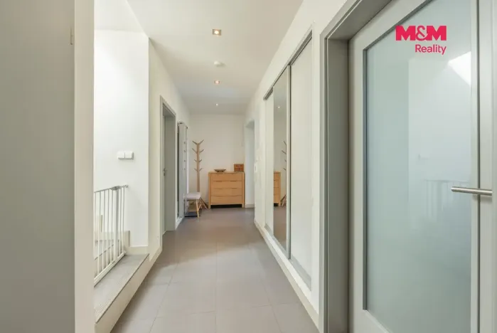 Prodej rodinného domu, Praha - Suchdol, K Roztokům, 160 m2