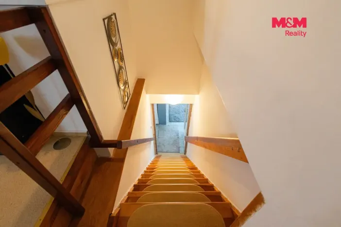 Prodej rodinného domu, Loučim, 300 m2
