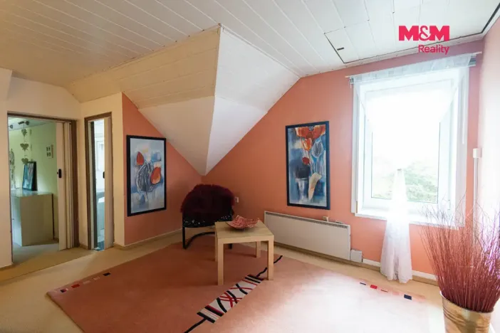 Prodej rodinného domu, Loučim, 300 m2