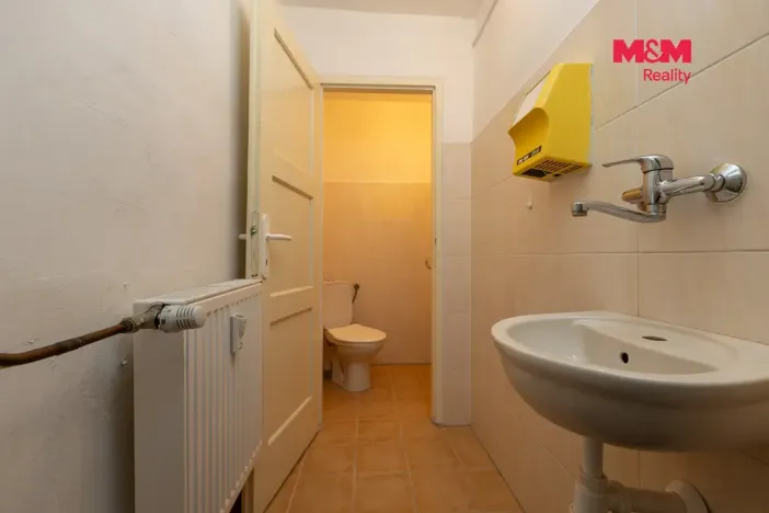 Pronájem kanceláře, Teplice - Sobědruhy, Důlní, 200 m2