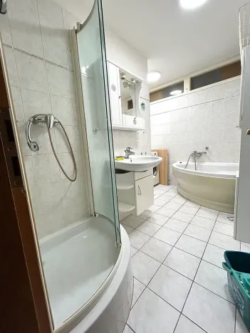 Pronájem bytu 2+kk, Praha - Kobylisy, Kurkova, 72 m2