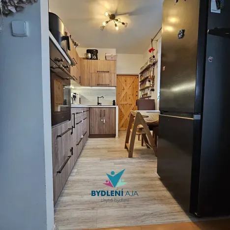 Pronájem bytu 2+1, Krupka, Sídliště, 55 m2