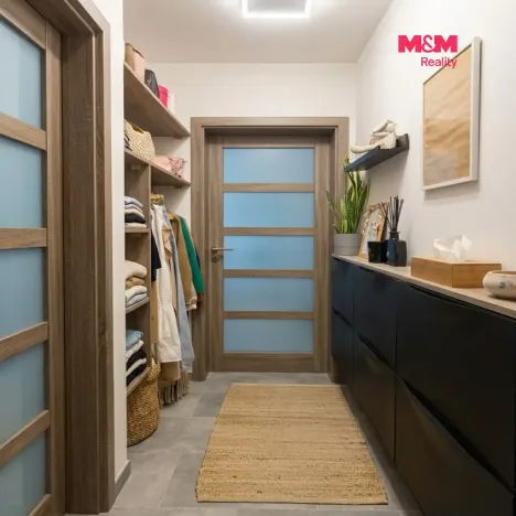 Pronájem bytu 2+kk, Libochovice, náměstí 5. května, 40 m2