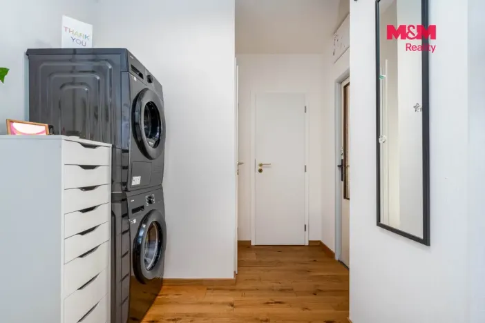 Pronájem bytu 3+kk, Praha - Bohnice, Řešovská, 67 m2