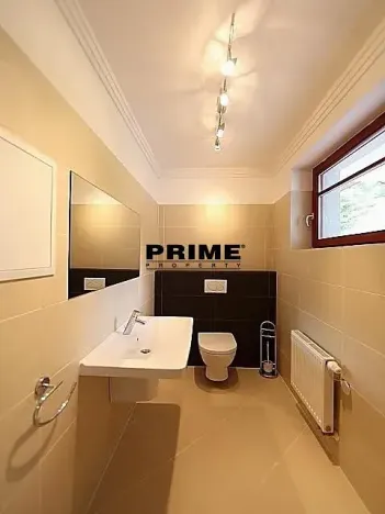 Pronájem rodinného domu, Praha - Veleslavín, Nad hradním potokem, 350 m2