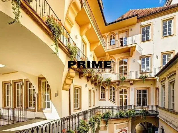 Pronájem kanceláře, Praha - Staré Město, Malé náměstí, 250 m2