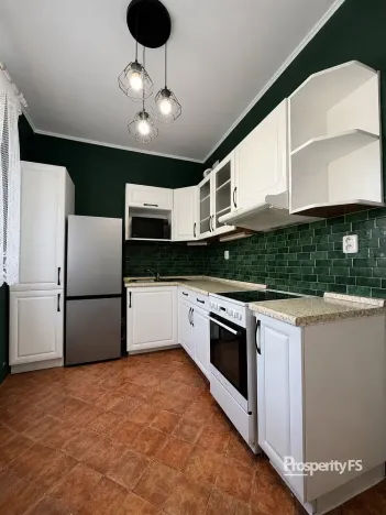 Pronájem bytu 2+1, Unhošť, Komenského, 52 m2