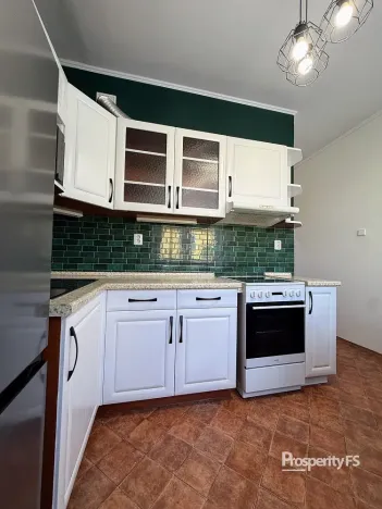 Pronájem bytu 2+1, Unhošť, Komenského, 52 m2