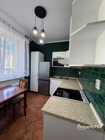 Pronájem bytu 2+1, Unhošť, Komenského, 52 m2