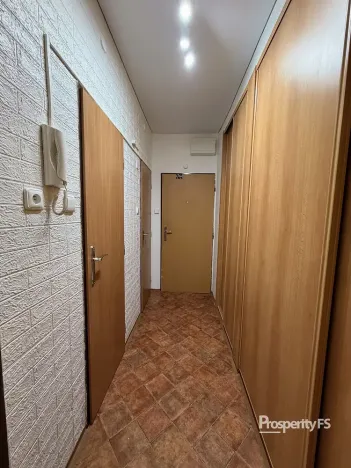 Pronájem bytu 2+1, Unhošť, Komenského, 52 m2