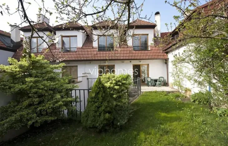 Pronájem rodinného domu, Praha - Střešovice, Nad hradním vodojemem, 350 m2