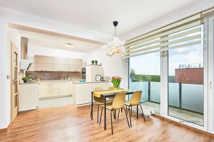 Prodej bytu 2+kk, Plzeň - Doubravka, Na Terasách, 76 m2