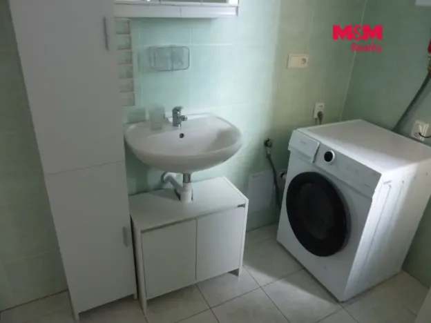 Pronájem bytu 2+1, Náchod, Husovo náměstí, 80 m2