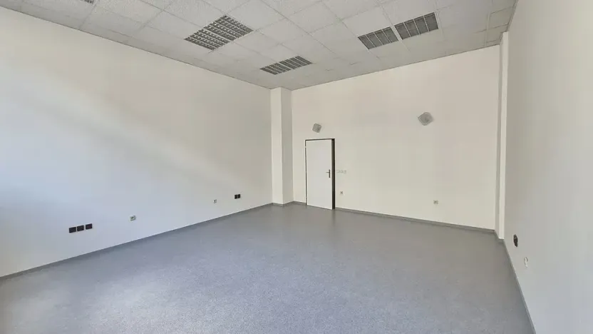 Pronájem kanceláře, Praha - Nové Město, Politických vězňů, 36 m2