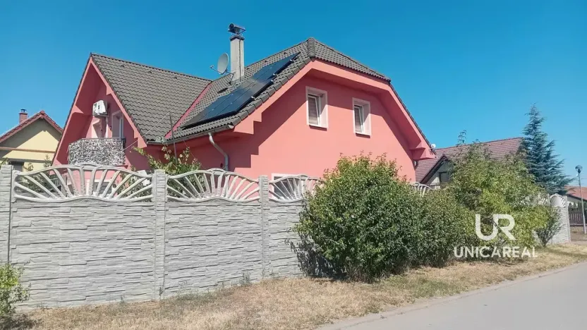 Prodej rodinného domu, Božice, 233 m2