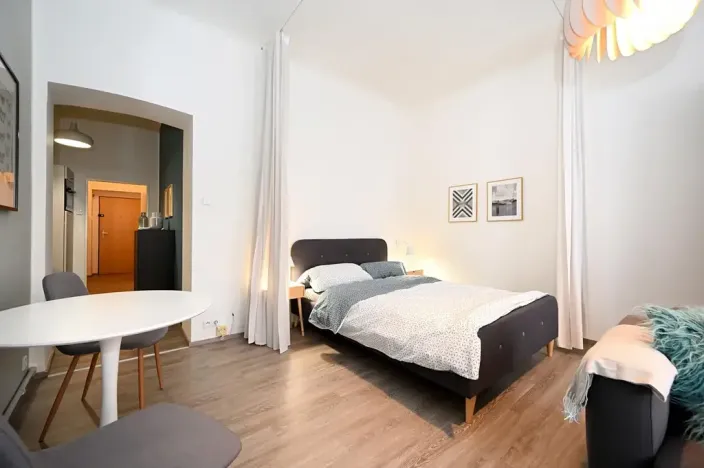 Pronájem bytu 1+1, Praha - Vršovice, Moskevská, 36 m2