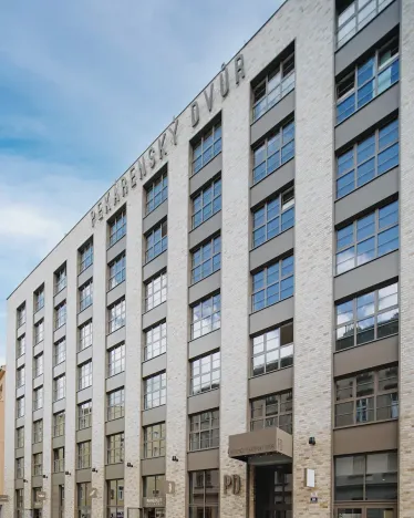 Prodej garážového stání, Brno, Bratislavská, 19 m2