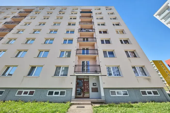 Prodej bytu 1+1, Trutnov, Za Komínem, 32 m2