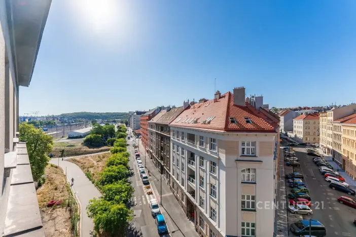 Pronájem bytu 2+1, Praha - Nusle, Čestmírova, 52 m2