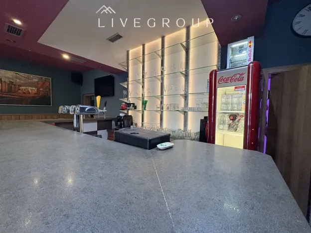 Pronájem restaurace, Brno, Makovského náměstí, 117 m2
