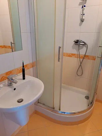 Pronájem bytu 1+kk, Hradec Králové, Na Pastvinách, 35 m2