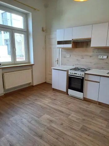Pronájem bytu 2+1, Pardubice, Jana Palacha, 58 m2