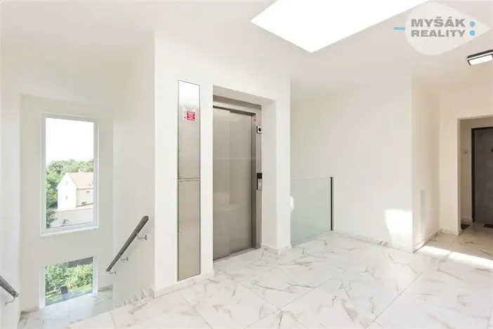Prodej bytu 4+kk, Kladno, Vrchlického, 148 m2