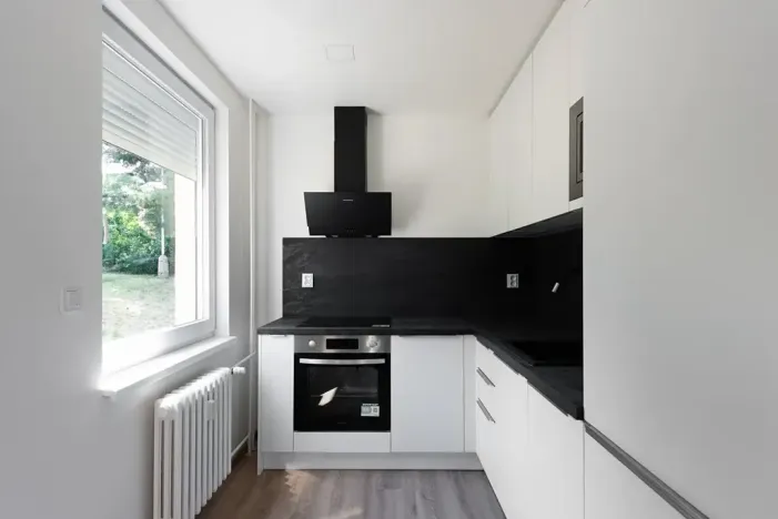 Prodej bytu 2+1, Praha - Lhotka, Zálesí, 42 m2