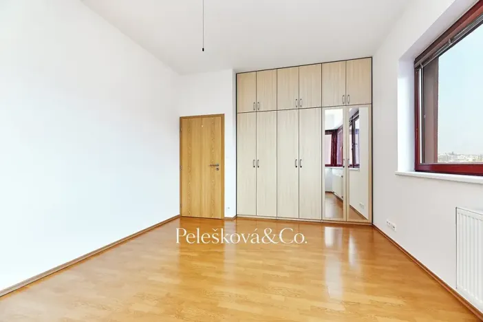 Prodej bytu 4+kk, Praha - Záběhlice, Podle náhonu, 136 m2