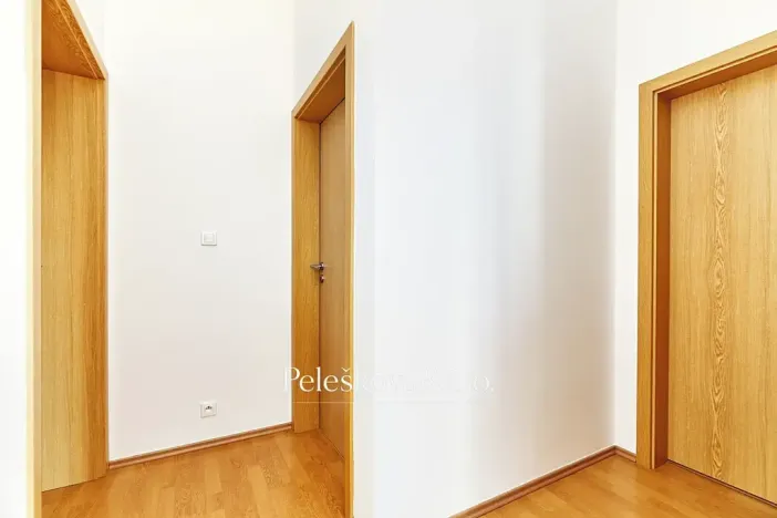 Prodej bytu 4+kk, Praha - Záběhlice, Podle náhonu, 136 m2