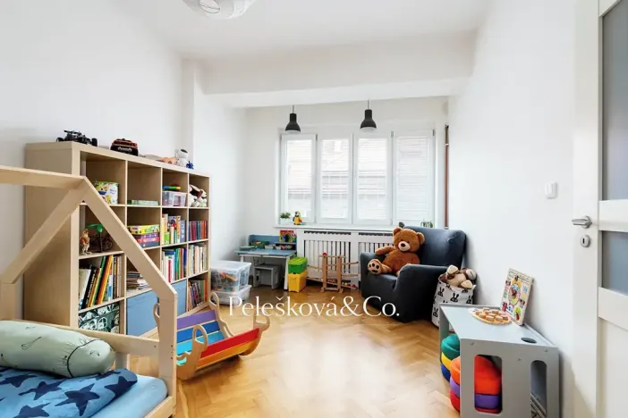 Prodej bytu 4+kk, Praha - Žižkov, Viklefova, 100 m2