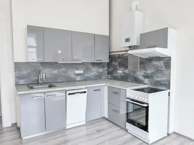 Pronájem bytu 4+1, Praha - Smíchov, Na Doubkové, 120 m2