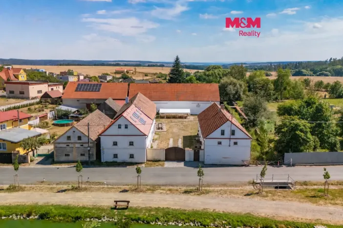 Prodej ubytování, Pňovany, 450 m2