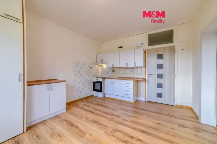Pronájem bytu 1+1, Karlovy Vary - Rybáře, U Koupaliště, 36 m2