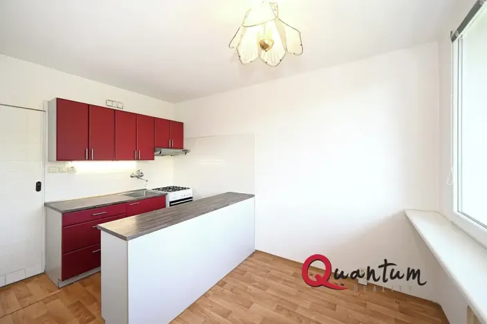 Pronájem bytu 3+1, Praha - Prosek, Veltruská, 60 m2