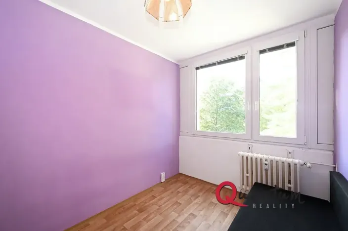 Pronájem bytu 3+1, Praha - Prosek, Veltruská, 60 m2