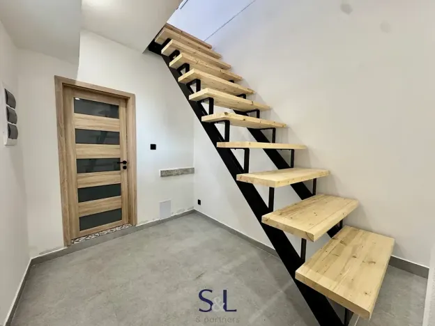 Pronájem bytu 2+kk, Jablonec nad Nisou, Nádražní, 55 m2