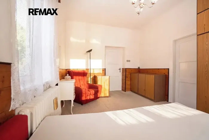 Prodej vícegeneračního domu, Praha - Vokovice, Půlkruhová, 385 m2