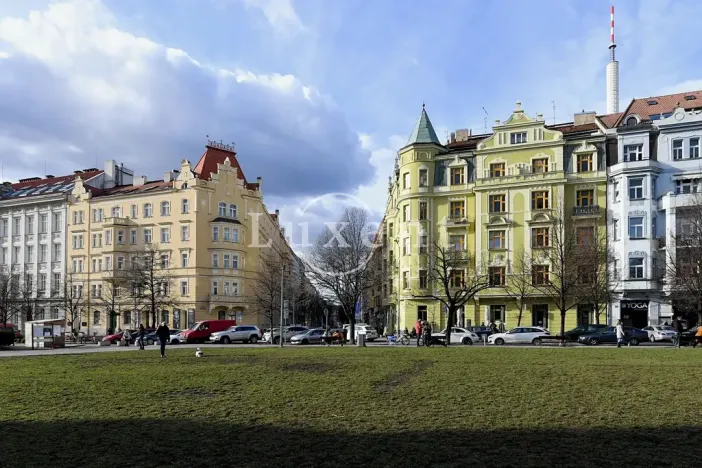 Pronájem bytu 2+kk, Praha - Vinohrady, náměstí Jiřího z Poděbrad, 54 m2