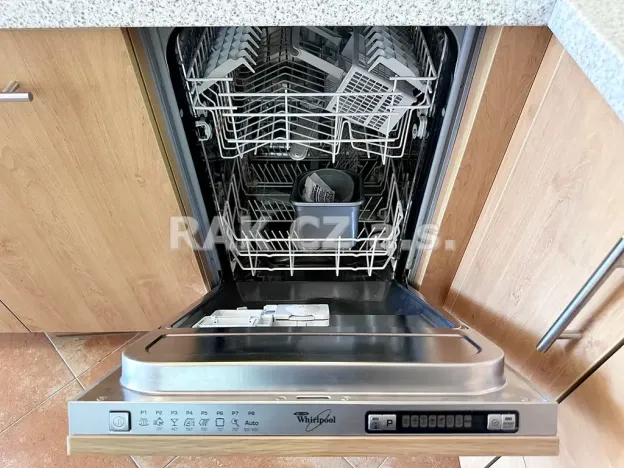 Pronájem bytu 3+kk, Praha - Prosek, Libočanská, 90 m2