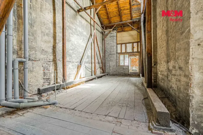Prodej činžovního domu, Brušperk, náměstí J. A. Komenského, 350 m2