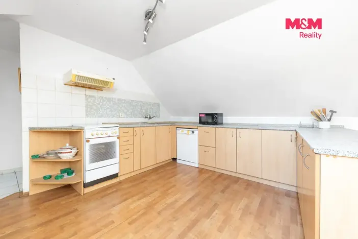 Prodej rodinného domu, Ochoz u Tišnova, 237 m2