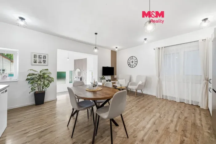 Prodej rodinného domu, Malíkov, 180 m2