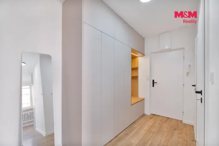 Prodej bytu 2+1, Ostrava - Poruba, Vietnamská, 54 m2