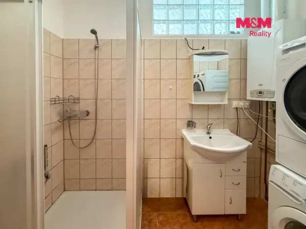 Pronájem bytu 3+kk, Dolní Újezd, 69 m2