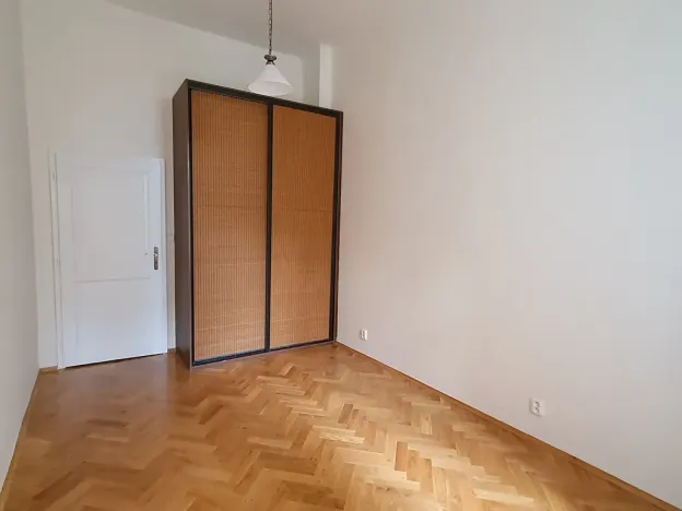 Pronájem bytu 3+1, Praha, Italská, 112 m2