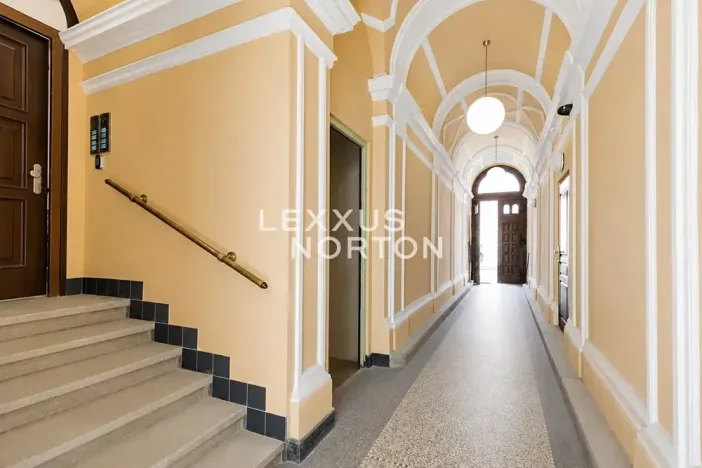 Pronájem bytu 2+kk, Praha - Nové Město, Na Poříčí, 60 m2