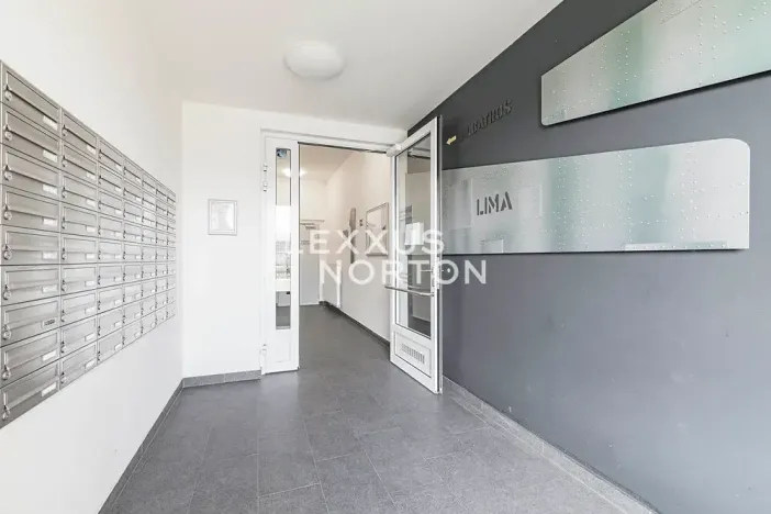 Pronájem bytu 2+kk, Praha - Kbely, Sedlářova, 52 m2