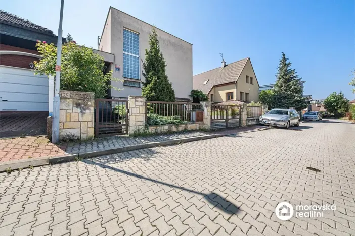 Prodej pozemku pro bydlení, Praha - Stodůlky, Pod viaduktem, 1048 m2
